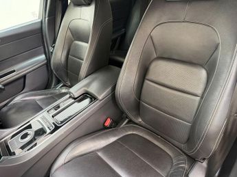 JAGUAR XF 3.0d V6 S Saloon 4dr Diesel Auto Euro 6 (s/s) (300 ps)