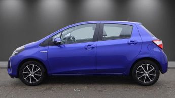 TOYOTA YARIS 1.5 VVT-h Icon Tech Hatchback 5dr Petrol Hybrid E-CVT Euro 6 (s/