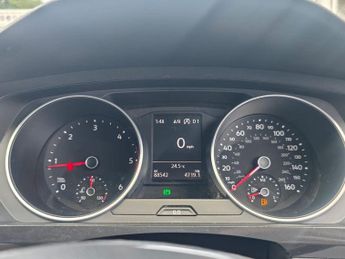 VOLKSWAGEN TIGUAN 2.0 TDI S SUV 5dr Diesel DSG 4Motion Euro 6 (s/s) (150 ps)