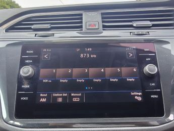 VOLKSWAGEN TIGUAN 2.0 TDI S SUV 5dr Diesel DSG 4Motion Euro 6 (s/s) (150 ps)