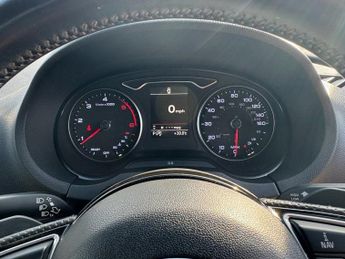 AUDI A3 2.0 TDI S line Sportback 5dr Diesel S Tronic Euro 6 (s/s) (Nav) 
