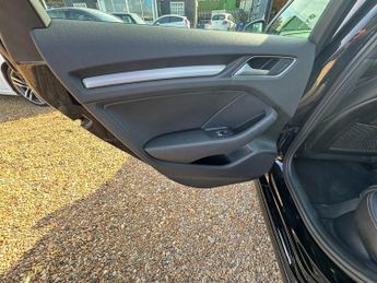 AUDI A3 2.0 TDI S line Sportback 5dr Diesel S Tronic Euro 6 (s/s) (Nav) 