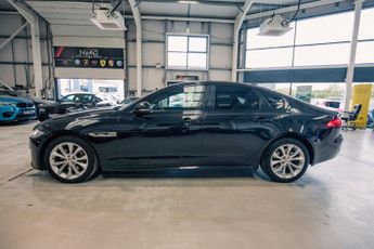 JAGUAR XF 2.0d R-Sport Saloon 4dr Diesel Auto Euro 6 (s/s) (180 ps)