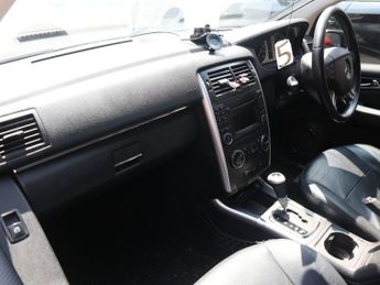 MERCEDES-BENZ B CLASS 2.0 B200 CDI Sport MPV 5dr Diesel CVT (164 g/km, 140 bhp)