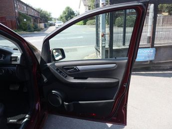 MERCEDES-BENZ B CLASS 2.0 B200 CDI Sport MPV 5dr Diesel CVT (164 g/km, 140 bhp)