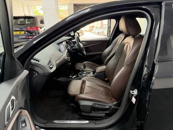 BMW 1 SERIES  BMW 1 SERIES 118i M Sport 5dr Step Auto