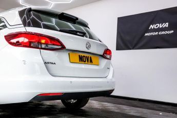 VAUXHALL ASTRA 1.6 CDTi Elite Nav Sports Tourer 5dr Diesel Auto Euro 6 (136 ps)