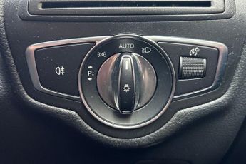 MERCEDES-BENZ GLC 2.1 GLC220d Sport SUV 5dr Diesel G-Tronic+ 4MATIC Euro 6 (s/s) (