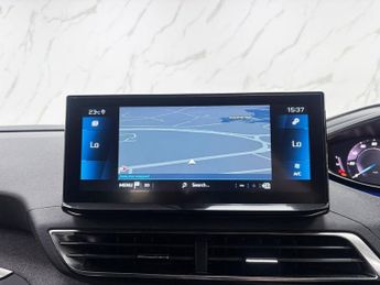 PEUGEOT 5008 1.2 PureTech Allure Premium + SUV 5dr Petrol EAT Euro 6 (s/s) (1
