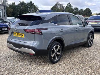 NISSAN QASHQAI 1.3 DIG-T MHEV N-Connecta SUV 5dr Petrol Hybrid XTRON Euro 6 (s/