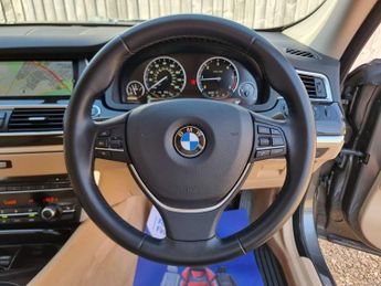 BMW 5 SERIES GRAN TURISMO 2.0 520d Luxury GT 5dr Diesel Auto Euro 6 (s/s) (184 ps)