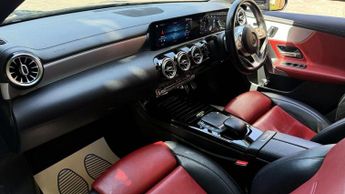 MERCEDES-BENZ CLA 1.3 CLA180 AMG Line (Premium Plus 2) Coupe 7G-DCT Euro 6 (s/s) 4