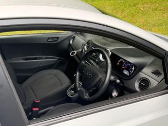 HYUNDAI I10 1.2 SE Hatchback 5dr Petrol Auto Euro 6 (87 ps)