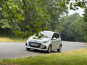 HYUNDAI I10 1.2 SE Hatchback 5dr Petrol Auto Euro 6 (87 ps)