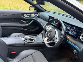 MERCEDES-BENZ E CLASS 2.0 E 300d Amg Line Premium Convertible Diesel 2dr Auto 241 BHP