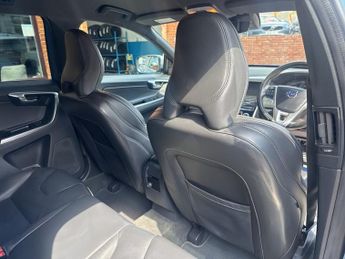 VOLVO XC60 2.4 D4 R-Design Lux Nav SUV 5dr Diesel Auto AWD Euro 6 (s/s) (19