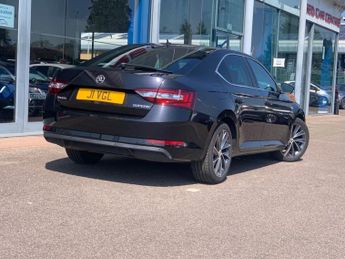 SKODA SUPERB 2.0 TDI Laurin & Klement Hatchback 5dr Diesel Manual Euro 6 (s/s