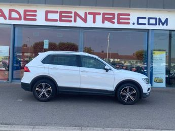VOLKSWAGEN TIGUAN 2.0 TDI BlueMotion Tech SE SUV 5dr Diesel DSG 4Motion Euro 6 (s/