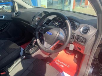 FORD FIESTA 1.6 Zetec Hatchback 5dr Petrol Powershift Euro 5 (105 ps)