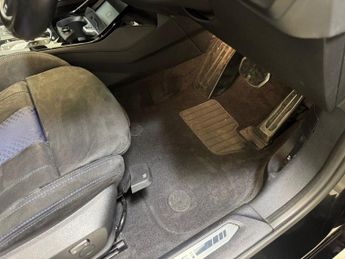 BMW 1 SERIES 2.0 M135i Hatchback 5dr Petrol Auto xDrive Euro 6 (s/s) (306 ps)