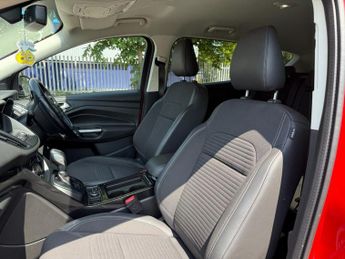 FORD KUGA 2.0 TDCi Titanium SUV 5dr Diesel Powershift AWD Euro 6 (s/s) (18