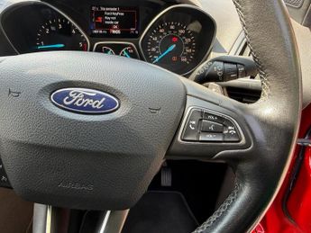 FORD KUGA 2.0 TDCi Titanium SUV 5dr Diesel Powershift AWD Euro 6 (s/s) (18