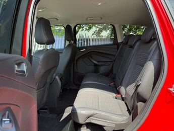 FORD KUGA 2.0 TDCi Titanium SUV 5dr Diesel Powershift AWD Euro 6 (s/s) (18