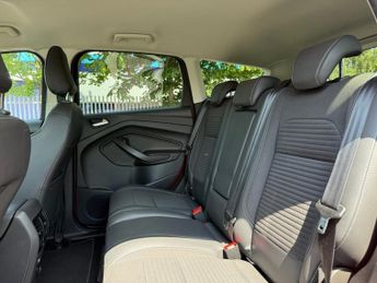 FORD KUGA 2.0 TDCi Titanium SUV 5dr Diesel Powershift AWD Euro 6 (s/s) (18
