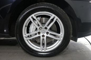 PORSCHE MACAN 3.0 TD V6 S SUV 5dr Diesel PDK 4WD Euro 6 (s/s) (258 ps)