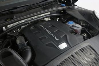 PORSCHE MACAN 3.0 TD V6 S SUV 5dr Diesel PDK 4WD Euro 6 (s/s) (258 ps)