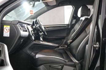 PORSCHE MACAN 3.0 TD V6 S SUV 5dr Diesel PDK 4WD Euro 6 (s/s) (258 ps)