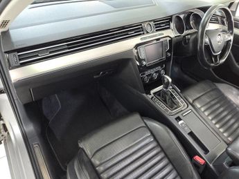 VOLKSWAGEN PASSAT 2.0 TDI BlueMotion Tech GT Saloon 4dr Diesel DSG Euro 6 (s/s) (1