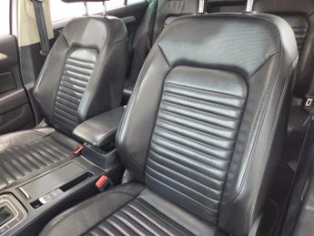 VOLKSWAGEN PASSAT 2.0 TDI BlueMotion Tech GT Saloon 4dr Diesel DSG Euro 6 (s/s) (1