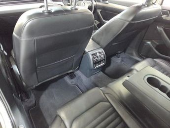 VOLKSWAGEN PASSAT 2.0 TDI BlueMotion Tech GT Saloon 4dr Diesel DSG Euro 6 (s/s) (1