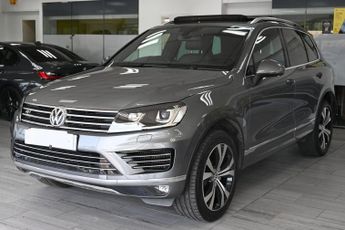 VOLKSWAGEN TOUAREG 3.0 TDI V6 BlueMotion Tech R-Line SUV 5dr Diesel Tiptronic 4WD E