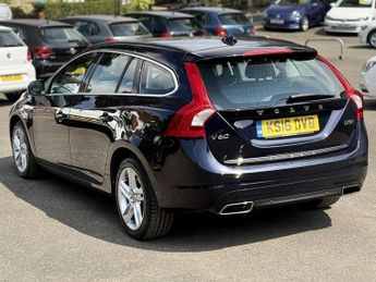 VOLVO V60 2.4 D5 Twin Engine SE Nav Estate 5dr Diesel Plug-in Hybrid Auto 