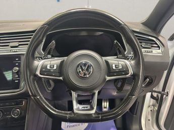 VOLKSWAGEN TIGUAN 2.0 TDI R-Line SUV 5dr Diesel DSG 4Motion Euro 6 (s/s) (150 ps)
