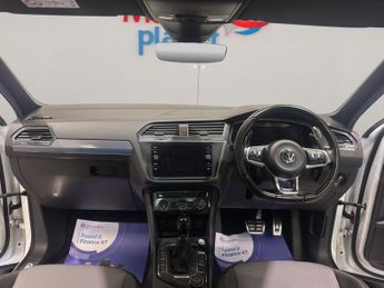 VOLKSWAGEN TIGUAN 2.0 TDI R-Line SUV 5dr Diesel DSG 4Motion Euro 6 (s/s) (150 ps)