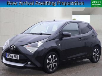 Toyota AYGO 1.0 VVT-i x-plore Hatchback 5dr Petrol x-shift Euro 6 (71 ps)