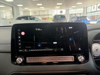 HYUNDAI KONA 64kWh Premium SUV 5dr Electric Auto (10.5kW Charger) (204 ps)