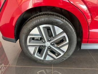 HYUNDAI KONA 64kWh Premium SUV 5dr Electric Auto (10.5kW Charger) (204 ps)