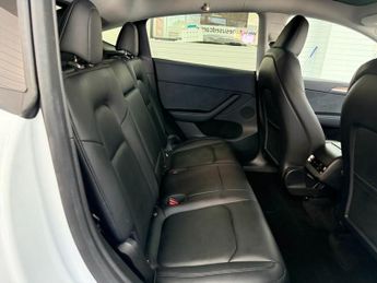 TESLA MODEL Y SUV 5dr Electric Auto RWD (346 ps)