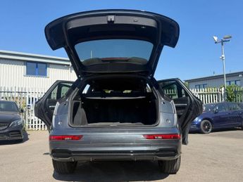 AUDI Q5 2.0 TFSI S line SUV 5dr Petrol S Tronic quattro Euro 6 (s/s) (25