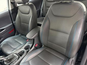 HYUNDAI IONIQ 1.6 h-GDi GPF Premium SE Hatchback 5dr Petrol Hybrid DCT Euro 6 