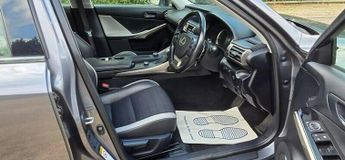 LEXUS IS 2.5 300h Sport E-CVT Euro 6 (s/s) 4dr