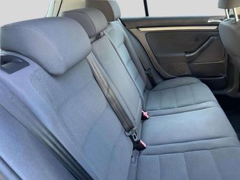 VOLKSWAGEN GOLF 1.6 FSI Match Hatchback 5dr Petrol Automatic (180 g/km, 113 bhp)