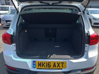 VOLKSWAGEN TIGUAN 2.0 TDI BlueMotion Tech Match Edition SUV 5dr Diesel DSG 4WD Eur