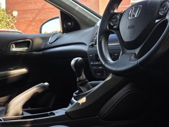 HONDA CIVIC 1.8 i-VTEC SR Hatchback 5dr Petrol Manual Euro 5 (s/s) (142 ps)