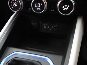 RENAULT CLIO 1.6 E-TECH Launch Edition Hatchback 5dr Petrol Hybrid Auto Euro 