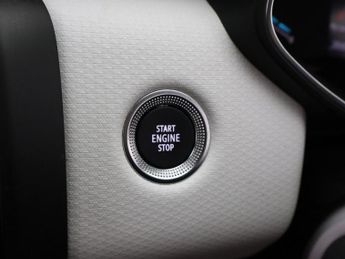 RENAULT CLIO 1.6 E-TECH Launch Edition Hatchback 5dr Petrol Hybrid Auto Euro 